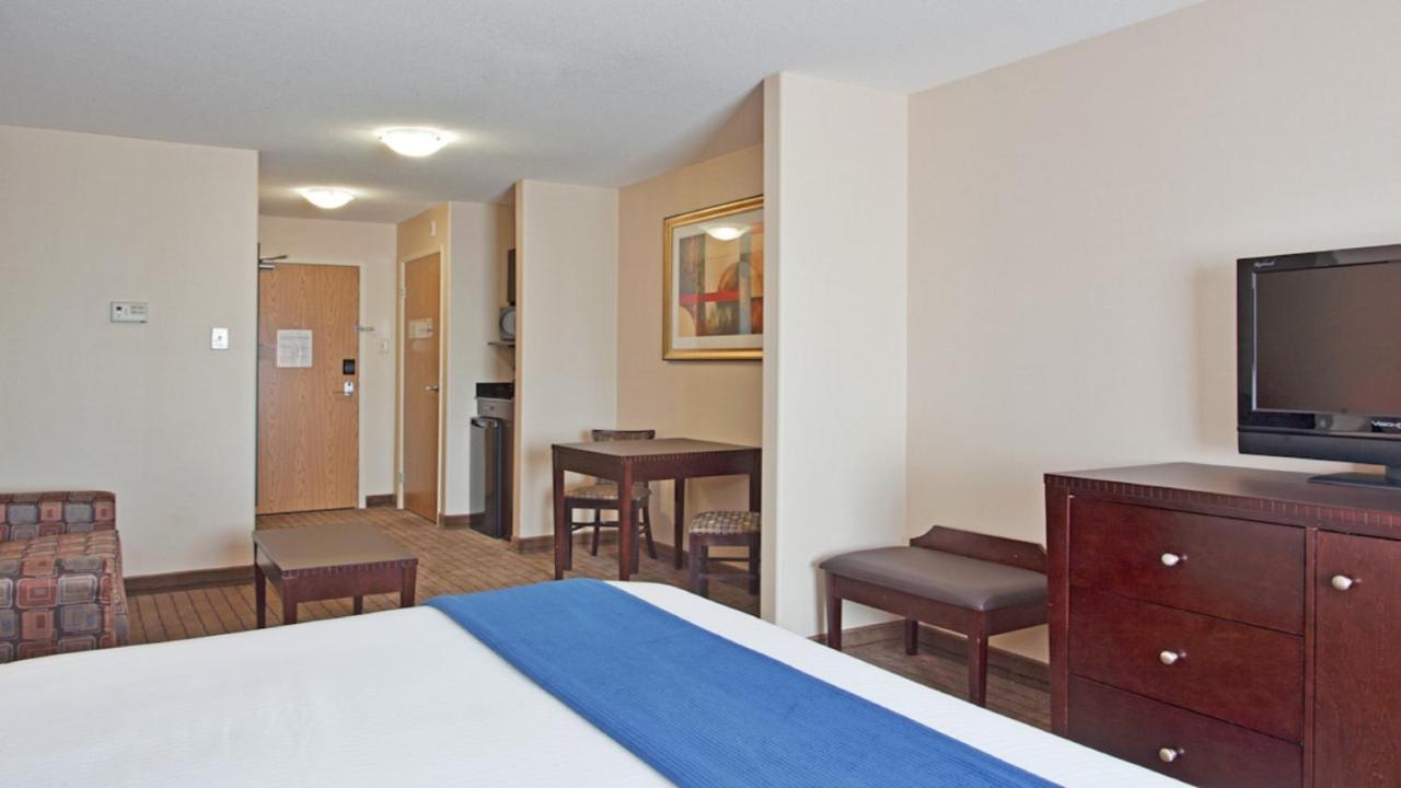 Holiday Inn Express Hotel & Suites Swift Current By Ihg Εξωτερικό φωτογραφία